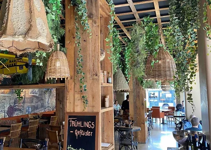 Kaya Ruby * زيورخ